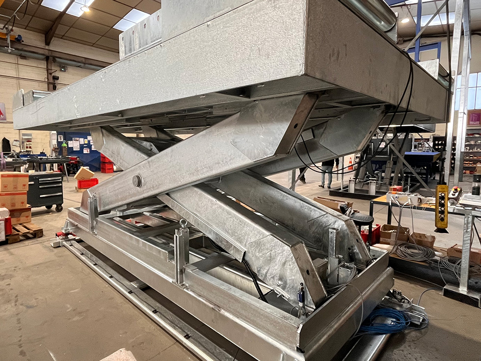 Table élévatrice et monte-charges inox @ ACI-élévation