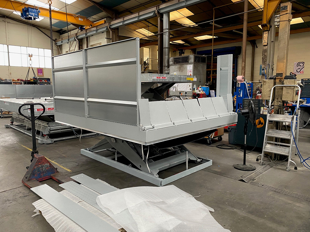 Table élévatrice de quai